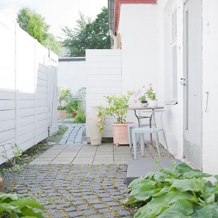 アラピア アパートメンツ ラーセポリ 部屋 写真